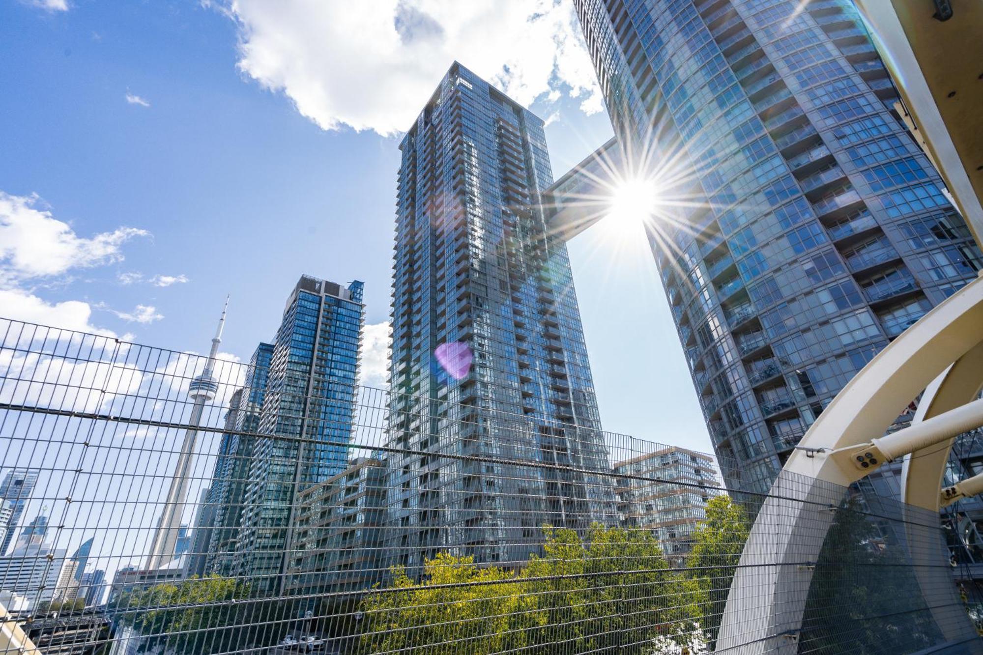 Exquisite Condos By Cn Tower With Parking Toronto Dış mekan fotoğraf