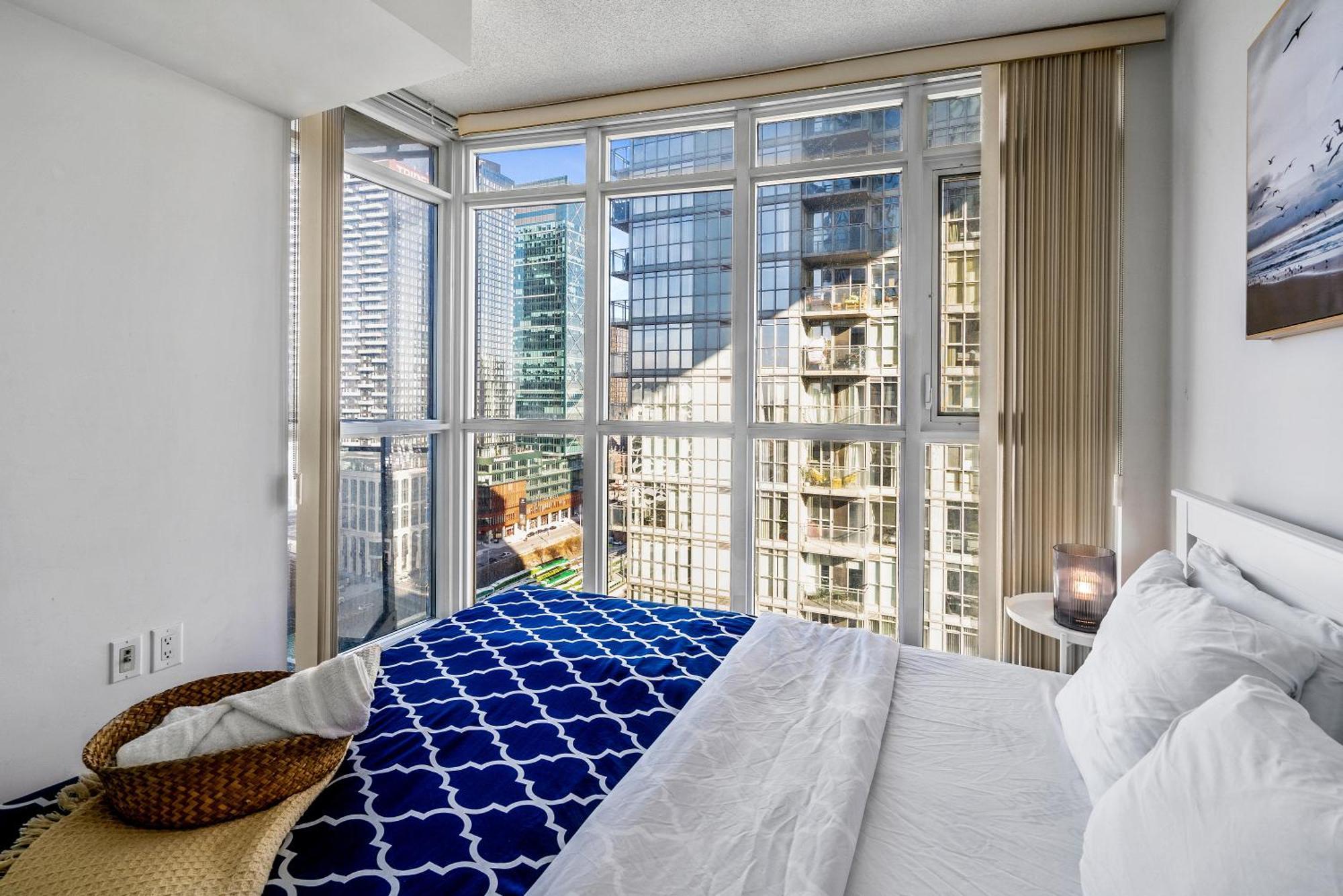 Exquisite Condos By Cn Tower With Parking Toronto Dış mekan fotoğraf